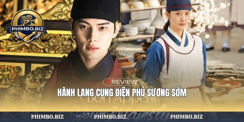Hành lang cung điện phủ sương sớm