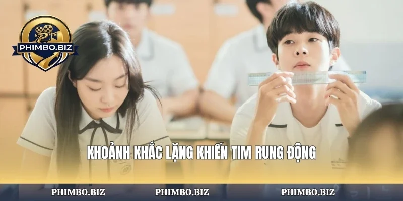 Khoảnh khắc lặng khiến tim rung động